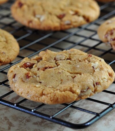 Recipe for Brown Butter Pecan Cookies on The Creekside Cook