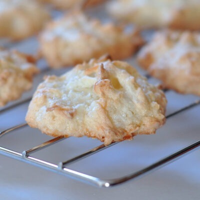 Recipe for Coconut Macaroons on The Creekside Cook