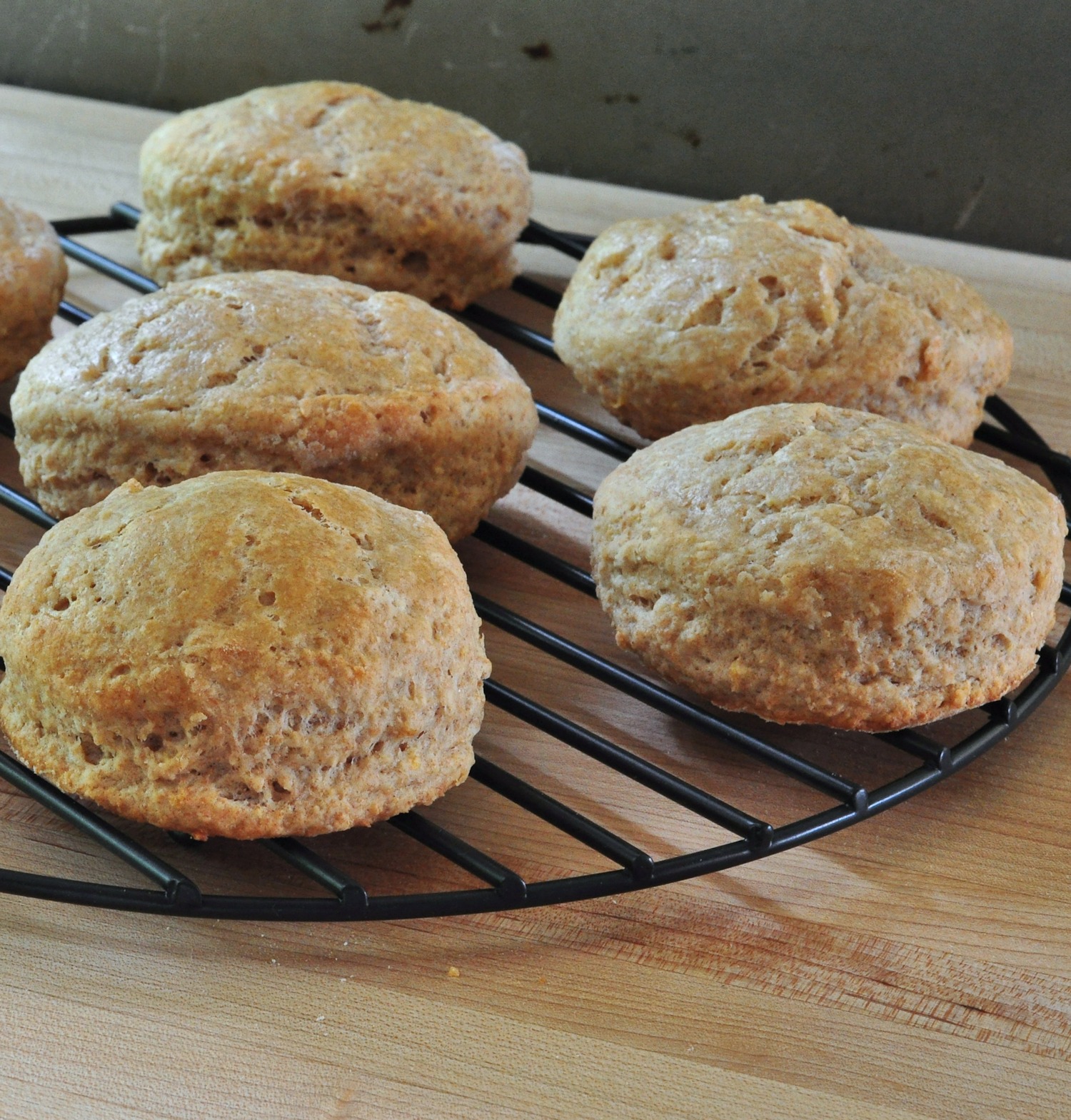 scones cooling