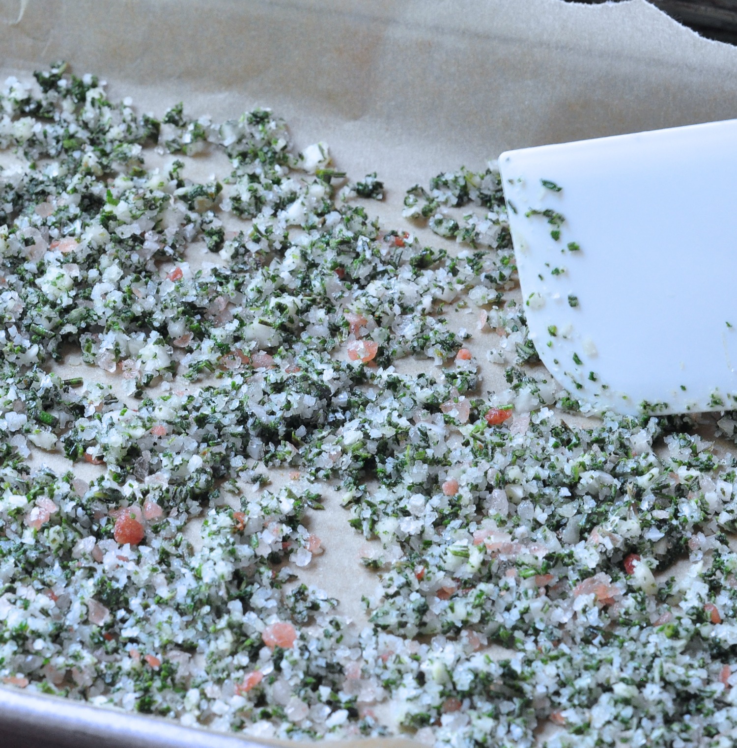 drying Tuscan Herb Salt on The Creekside Cook