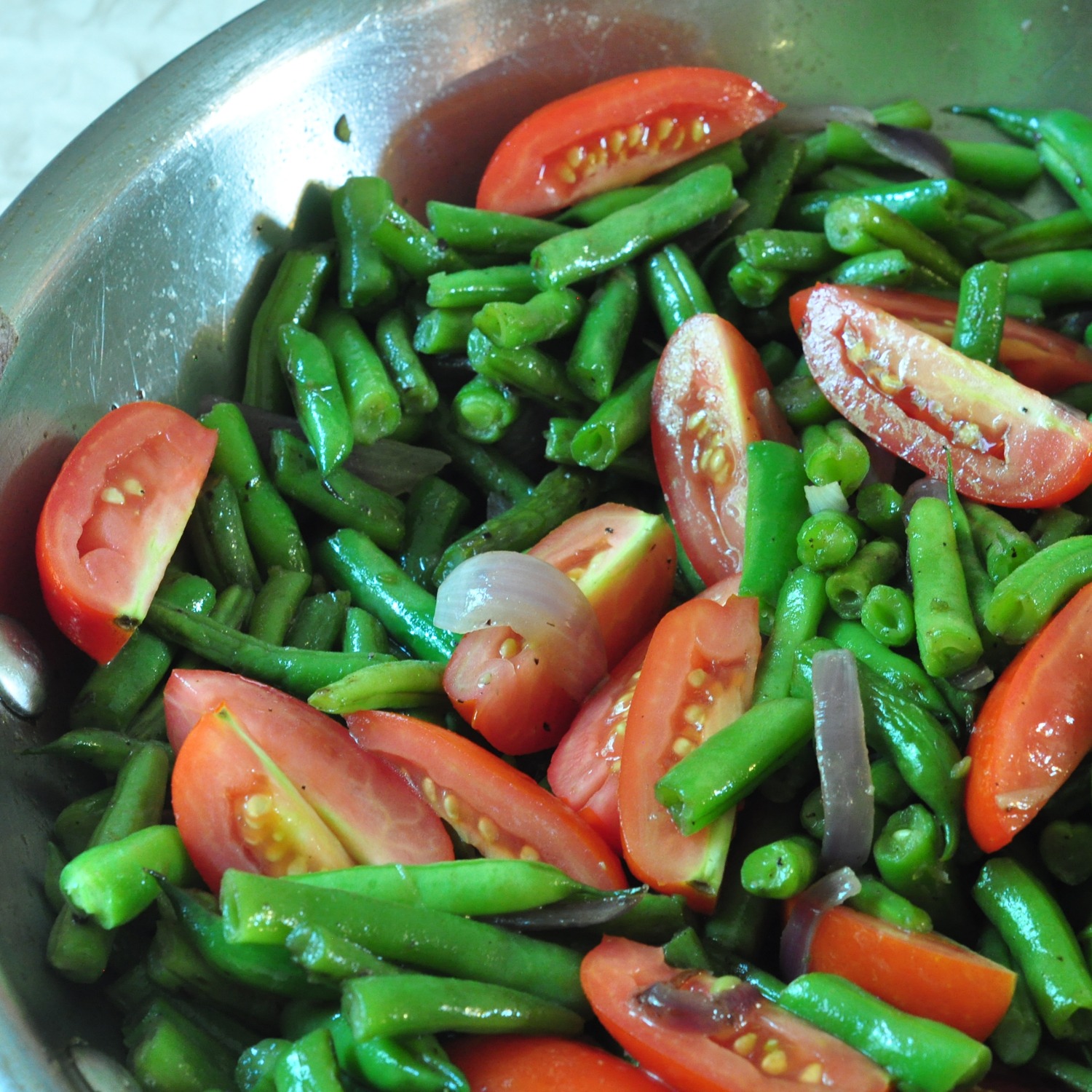pan of sauteed vegetables