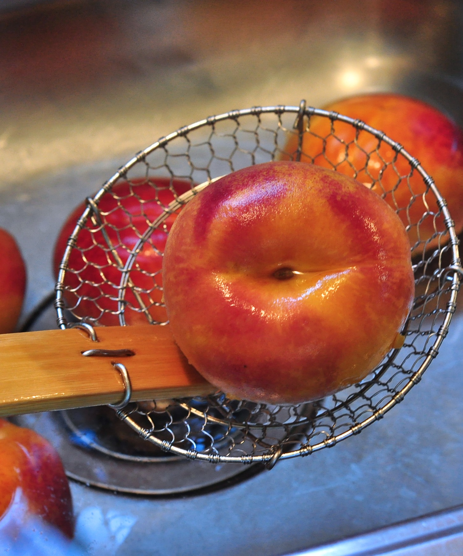 blanching peaches