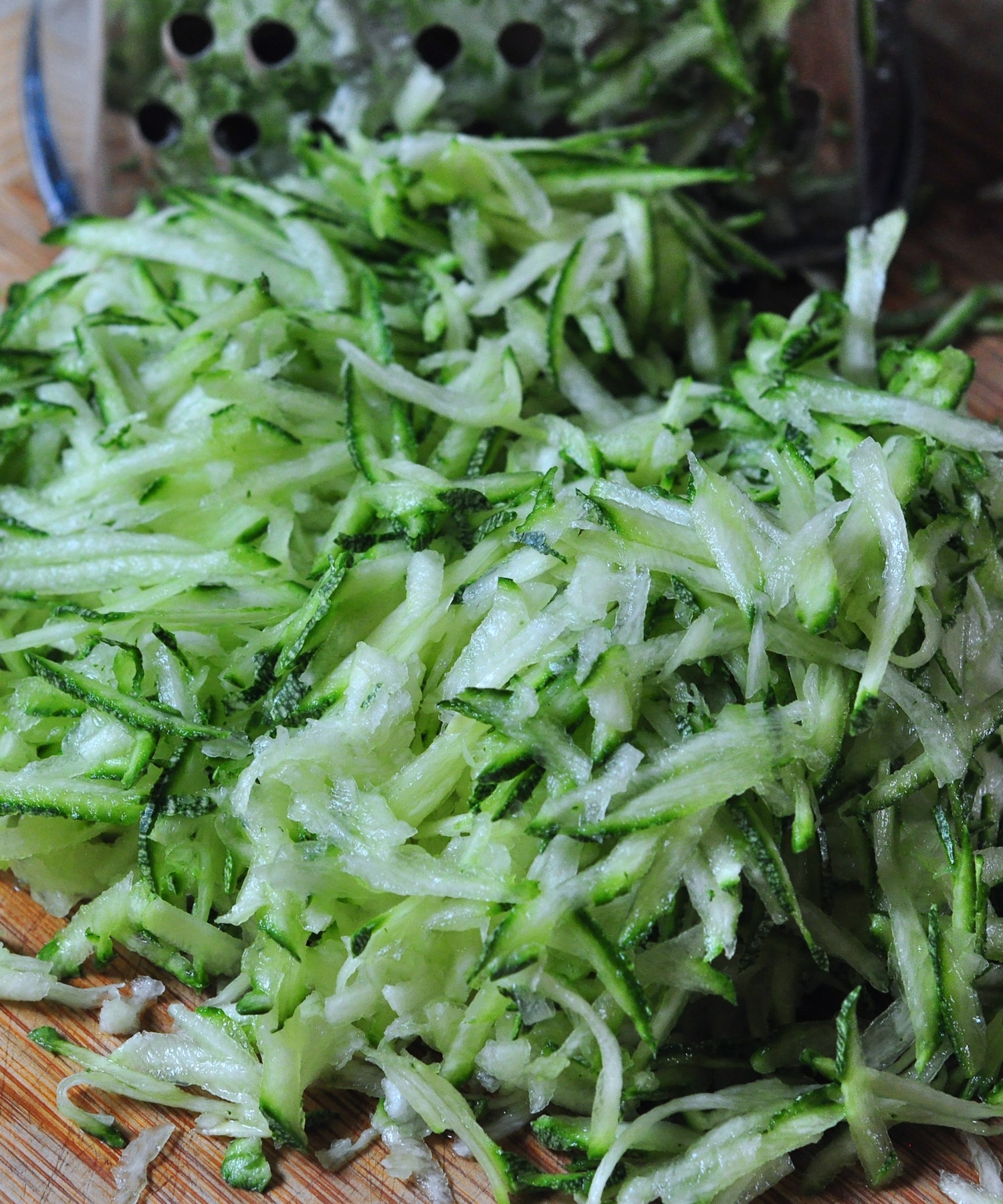 grating zucchini